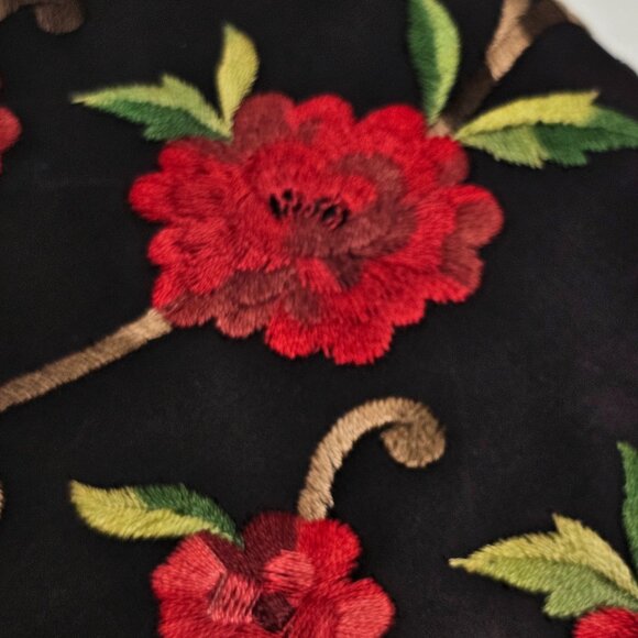Black Red Floral Flower Embroidered Gold Cara Made in USA Clutch Hand Bag - Picture 16 of 16